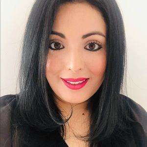 Meet your Posher, Jacqueline